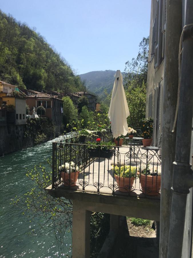 バーニ・ディ・ルッカ Casa Ella Bed & Breakfast エクステリア 写真
