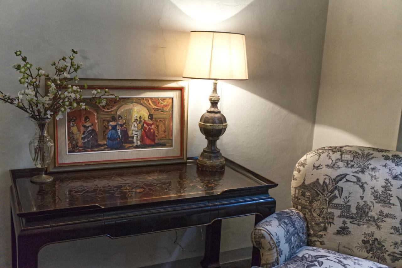 バーニ・ディ・ルッカ Casa Ella Bed & Breakfast エクステリア 写真